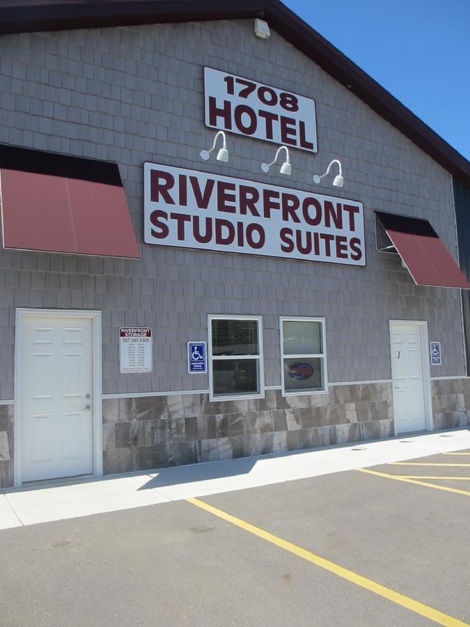 Riverfront Studio Suites Манкато Екстериор снимка