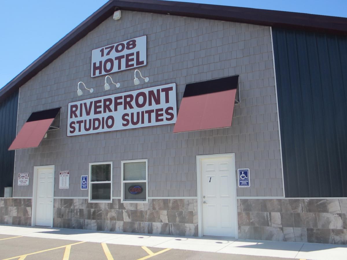 Riverfront Studio Suites Манкато Екстериор снимка