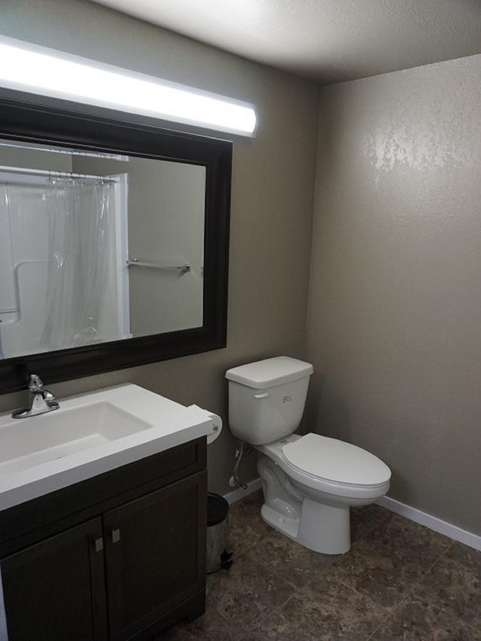 Riverfront Studio Suites Манкато Екстериор снимка