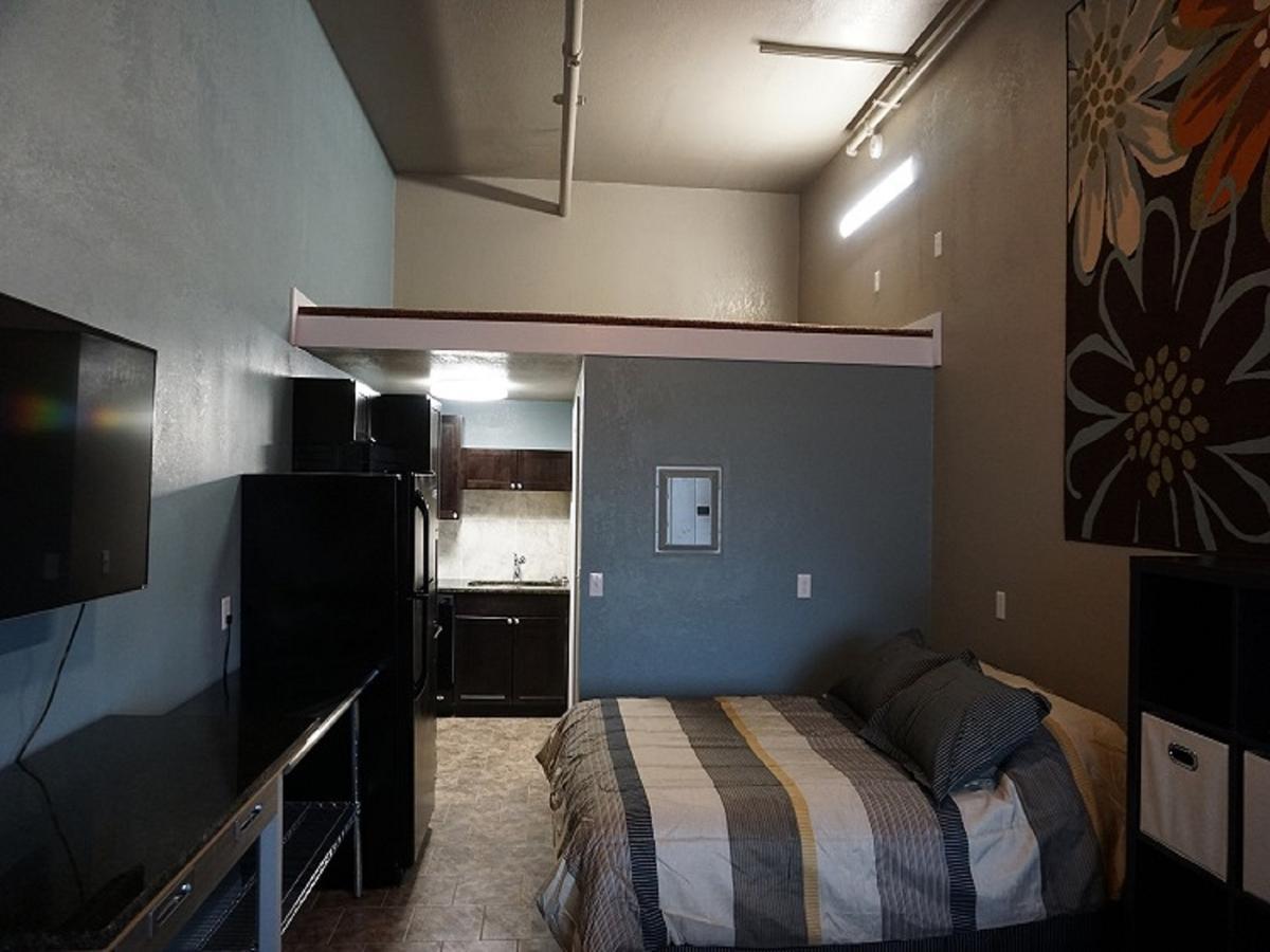 Riverfront Studio Suites Манкато Екстериор снимка